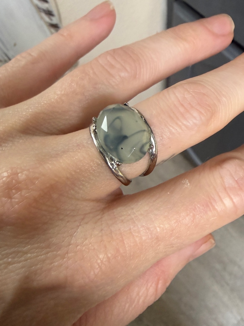 Vintage Silver Gray Gemstone costume statement stone Cocktail Ring Sz 7